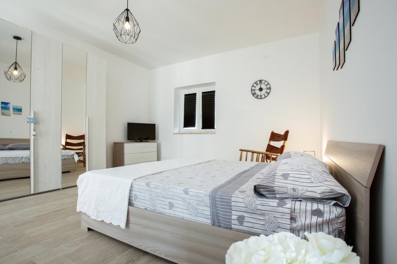 モノーポリ Casa 801 Bed & Breakfast エクステリア 写真